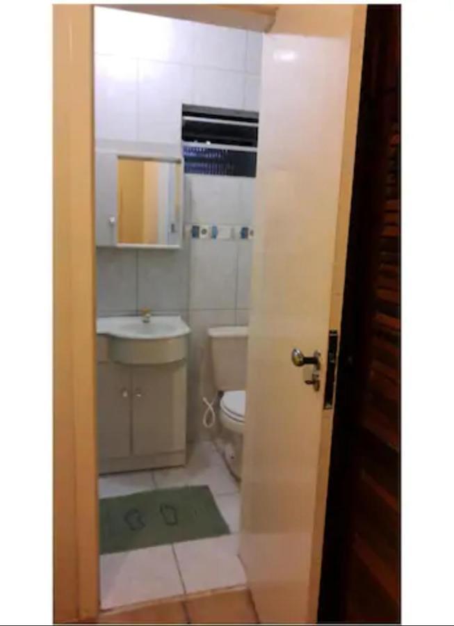 Apartamento térreo bem localizado no centro Garopaba Esterno foto
